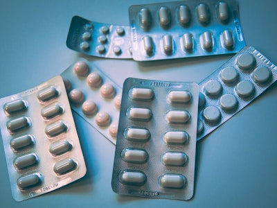 Vitamines E, D & K2